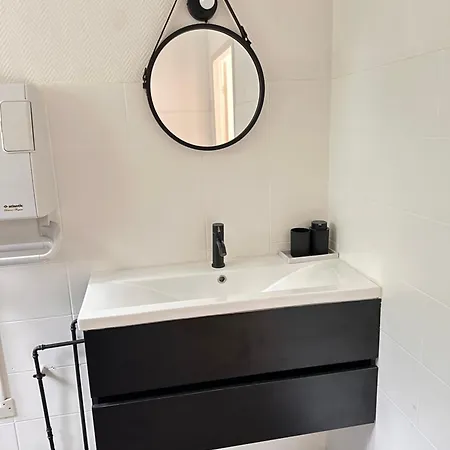 Maison Cosy Avec Jardin, Wifi Et Parking Gratuit Appartement